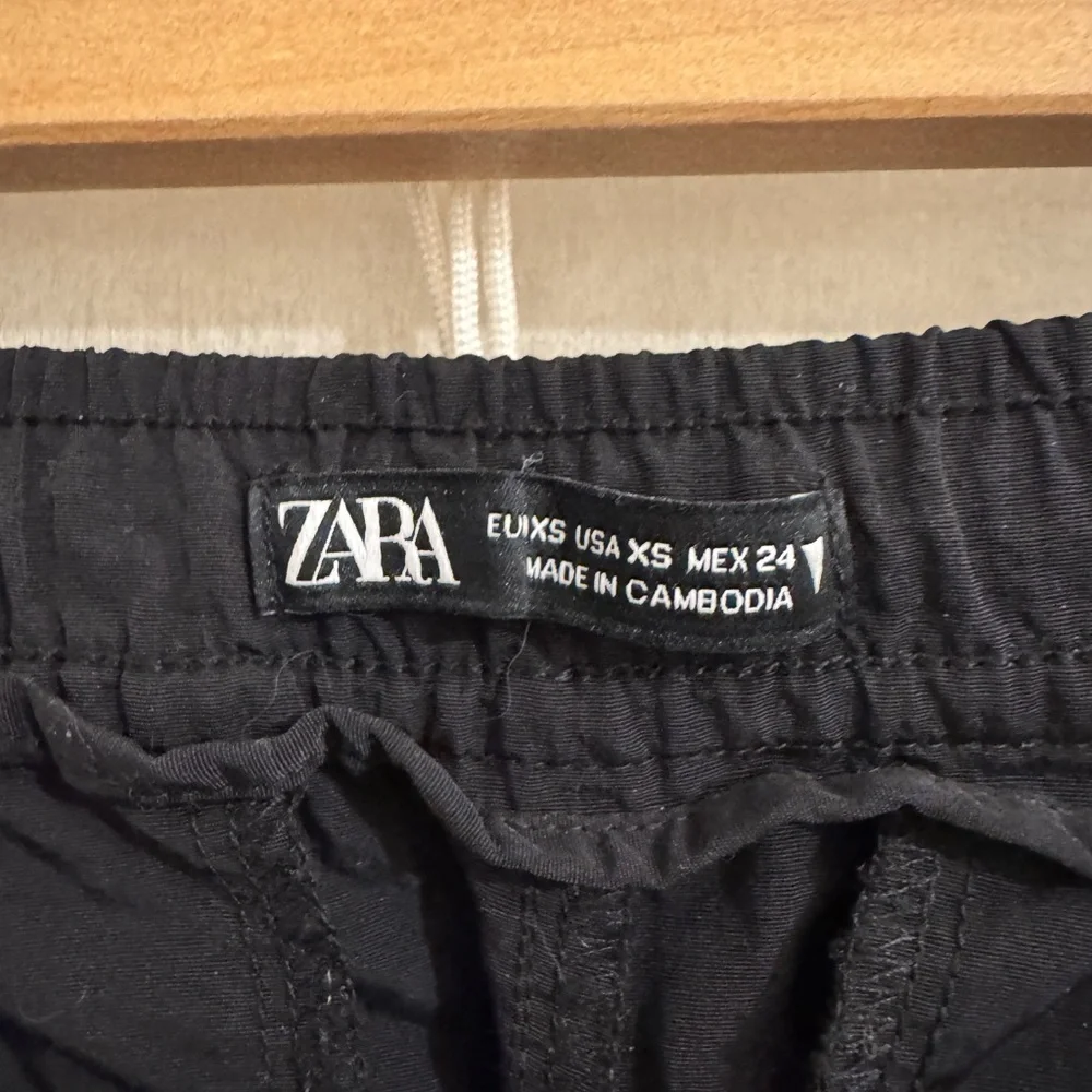 Zara Black Drawstring Joggers - Picture 2 of 3